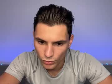 Denlover Chaturbate stream image from June 27, 2025