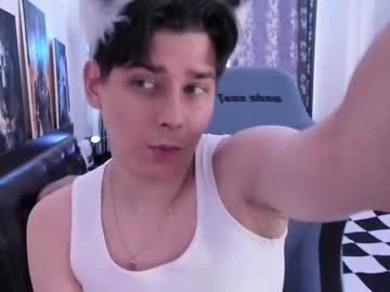Foxicfu Chaturbate stream image from June 27, 2025
