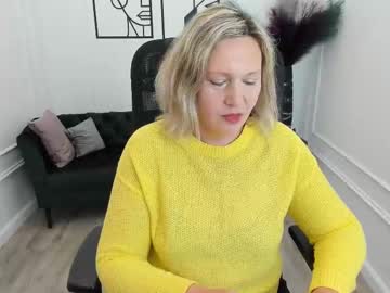 Ninastarle Chaturbate stream image from June 27, 2025