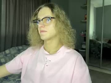 Curly_Adam Chaturbate stream image from June 27, 2025