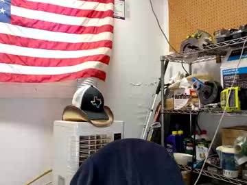 Badnightwolf Chaturbate stream image from June 27, 2025