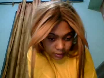 Ckamilla45 Chaturbate stream image from June 27, 2025