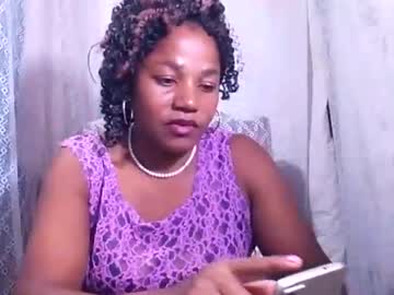 Khaty05 Chaturbate stream image from June 27, 2025