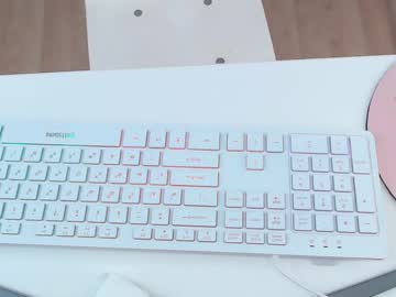 Kiara_Sunny Chaturbate stream image from June 27, 2025