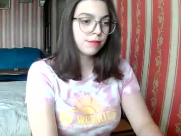 Susyli Chaturbate stream image from June 27, 2025