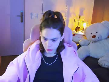 Blazetone Chaturbate stream image from June 27, 2025