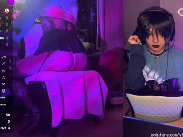 Sluttyb23 Chaturbate stream image from June 27, 2025