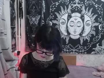 Baby_Lunatique Chaturbate stream image from June 27, 2025