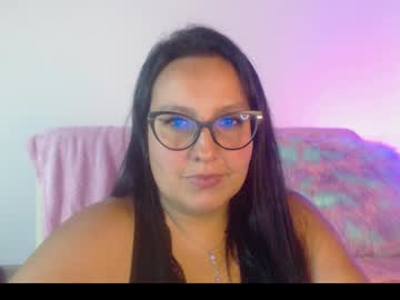 Vallery12 Chaturbate stream image from June 27, 2025