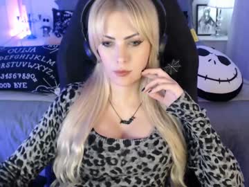 Barbie_Nerd Chaturbate stream image from June 27, 2025