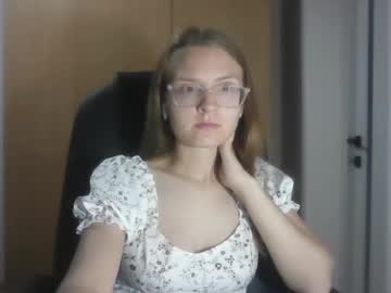 Isabel_Loveee Chaturbate stream image from June 27, 2025