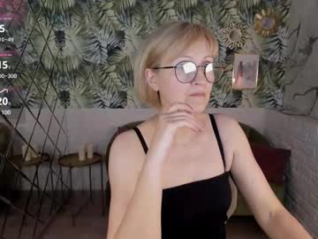 Paris_Cherry Chaturbate stream image from June 27, 2025