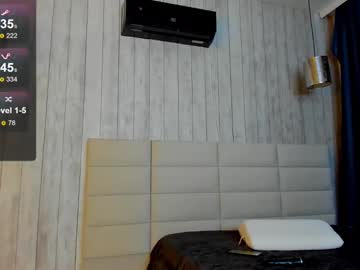 Adeline_Muscle_Mommy Chaturbate stream image from June 27, 2025