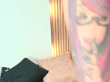 Cry_Baby800 Chaturbate stream image from June 27, 2025