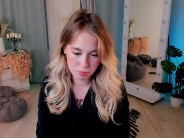 Lanaroselle Chaturbate stream image from June 27, 2025