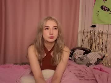 Lucettaeade Chaturbate stream image from June 28, 2025