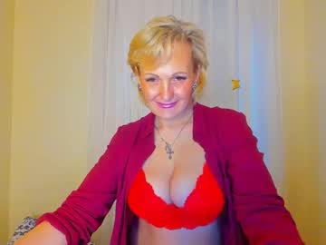 Lisasimsx Chaturbate stream image from June 28, 2025