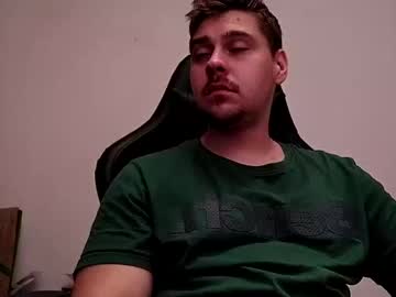 Mzgn Chaturbate stream image from June 28, 2025
