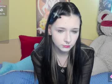 Nessadarkk Chaturbate stream image from June 28, 2025