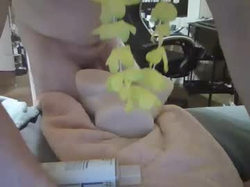 Dinglesac Chaturbate stream image from June 28, 2025