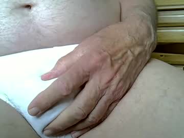 Mikeybed Chaturbate stream image from June 28, 2025