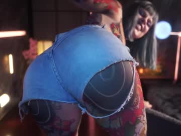 Alessa_Goreng Chaturbate stream image from June 28, 2025