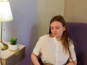 Karengren Chaturbate stream image from June 28, 2025
