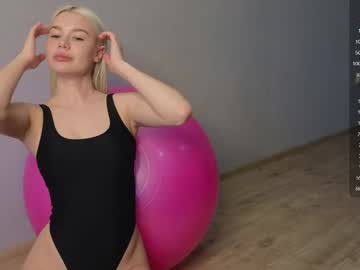 Lolly_Cat Chaturbate stream image from June 28, 2025