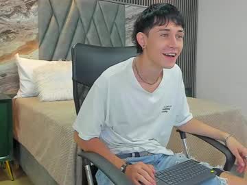 Michaeel_Blue Chaturbate stream image from June 28, 2025