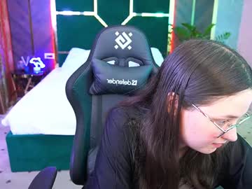 Sophieedreams Chaturbate stream image from June 28, 2025