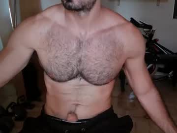 Madmax20x Chaturbate stream image from June 28, 2025