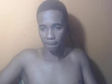 Dkeni Chaturbate stream image from June 28, 2025