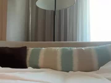 Zellysgift1 Chaturbate stream image from June 28, 2025