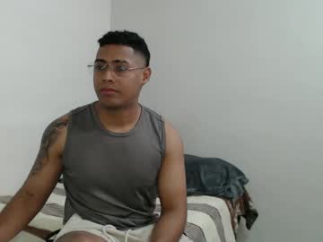Carlosgyl Chaturbate stream image from June 28, 2025