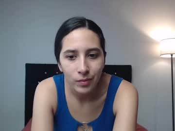 Lilacream Chaturbate stream image from June 28, 2025