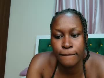 Mamitah_ Chaturbate stream image from June 28, 2025