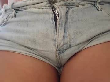 Crystal_Croft_ Chaturbate stream image from June 28, 2025