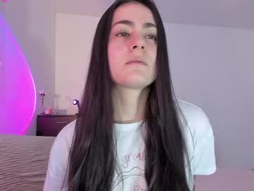 Guccipussy1 Chaturbate stream image from June 28, 2025
