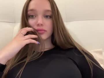 Juicy_Angels Chaturbate stream image from June 28, 2025