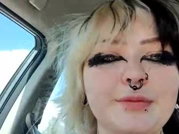 Officialpawgkam Chaturbate stream image from June 28, 2025