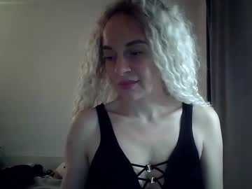 Leila_V Chaturbate stream image from June 29, 2025