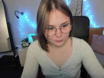 Alli_Zi Chaturbate stream image from June 29, 2025