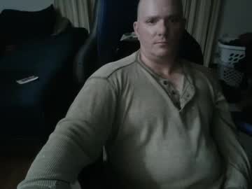 Emsguy1 Chaturbate stream image from June 29, 2025