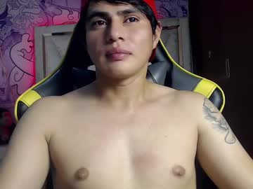 Sneider_Fox Chaturbate stream image from June 29, 2025