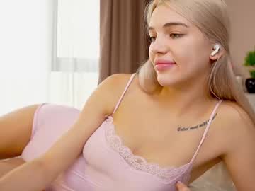 Joybunny Chaturbate stream image from June 29, 2025