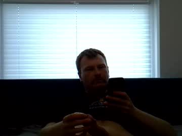 Ur_Milkdlr Chaturbate stream image from June 29, 2025