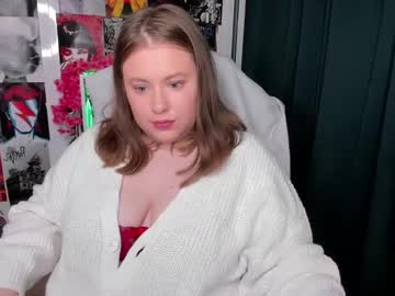 Lilly_Plump Chaturbate stream image from June 29, 2025
