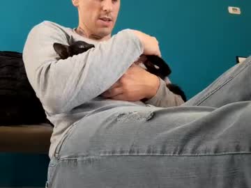 Boobiesguy90 Chaturbate stream image from June 29, 2025