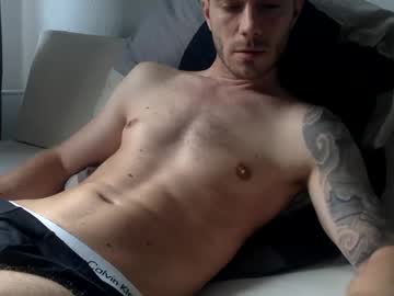 Luisbadx Chaturbate stream image from June 29, 2025