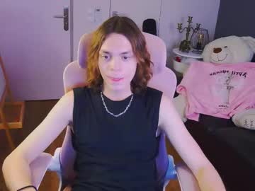 Blazetone Chaturbate stream image from June 29, 2025